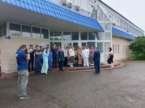 ПАО «КАМАЗ» подарил Нурлатскому техникуму КамАЗ