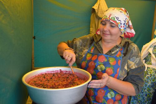 Тепло, душевно и со вкусом: в Нурлате с размахом прошел фестиваль «КАЙНАтма»