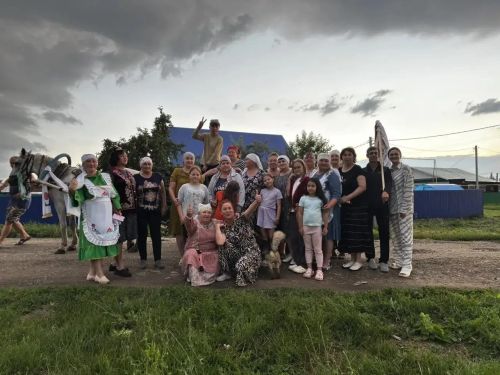 Түбән Нурлатта Авыл көненә бүләк җыю йоласы оештырдылар