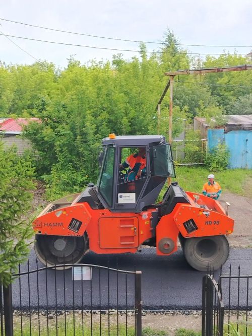 Дорожники обновляют дорогу к «Нурлат-информу»