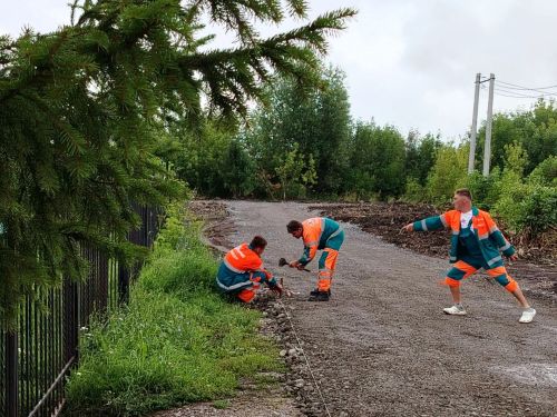 Дорожники обновляют дорогу к «Нурлат-информу»