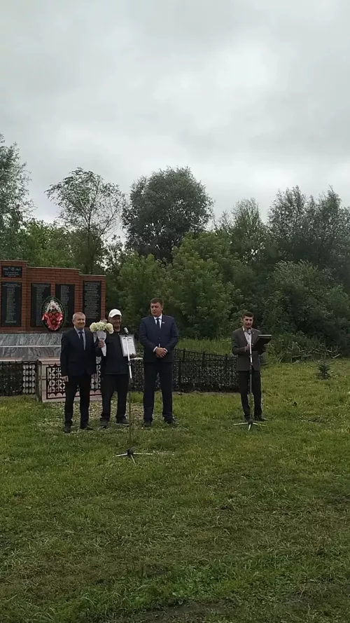 Памятник героям после реставрации открыли в Берлек-Михайловке