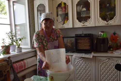 «Молодежка» из Нурлата отправила бойцам тонны домашней еды