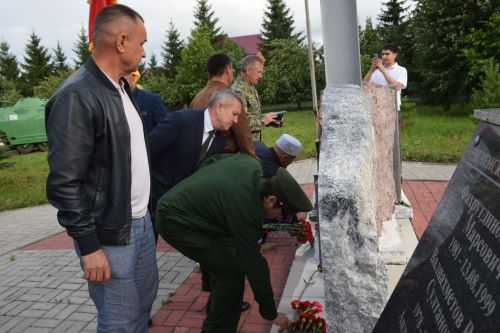 В Нурлате широко отметили День ветеранов боевых действий (+ фоторепортаж)