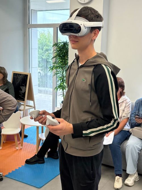 VR-очки вместо учебников: нурлатские подростки «примерили» профессии