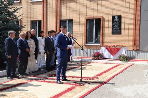 В Нурлате открыли памятную доску Фатиху Сибагатуллину