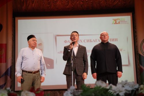 В Нурлате прошел вечер памяти Фатиха Сибагатуллина: летопись эпохи легендарного руководителя