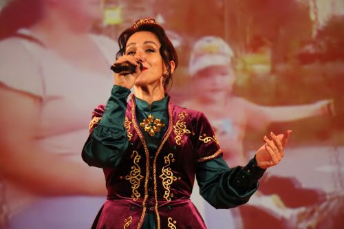 В Нурлате прошел вечер памяти Фатиха Сибагатуллина: летопись эпохи легендарного руководителя