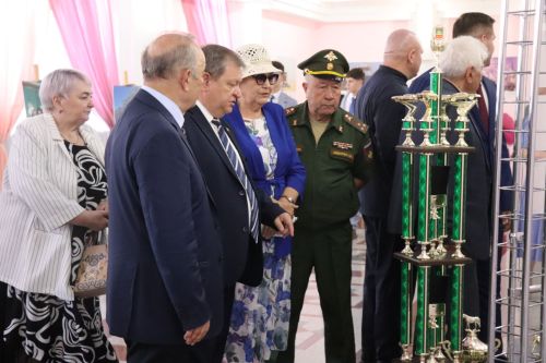 В Нурлате прошел вечер памяти Фатиха Сибагатуллина: летопись эпохи легендарного руководителя