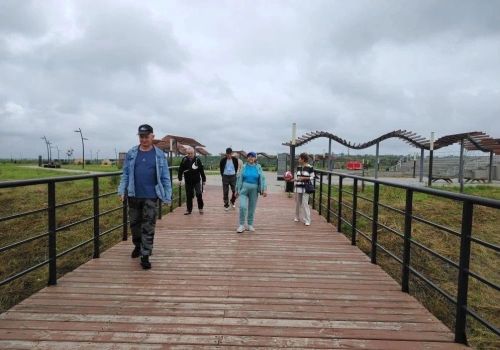 Получатели соцуслуг из Нурлата съездили на прогулку в парк «Кондурча»