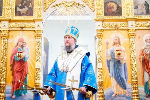 Епископ Пахомий поздравляет с Днем обретения Казанской иконы Божией Матери