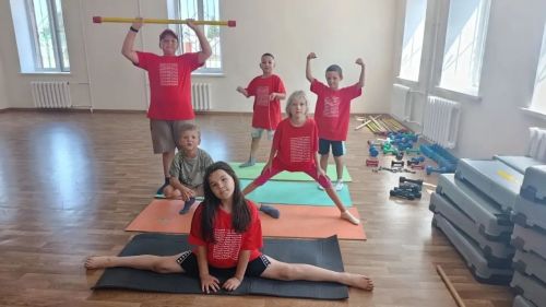 Второй отряд «Мечты» провел утро на льду нурлатского «Ледка»