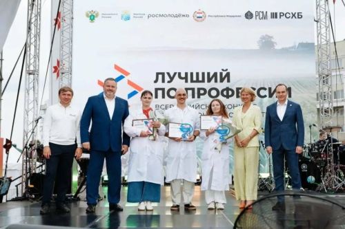 Фельдшер из Татарстана одержала победу на всероссийском конкурсе