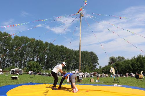 Главный батыр из Курманаево получил в награду барана и теленка
