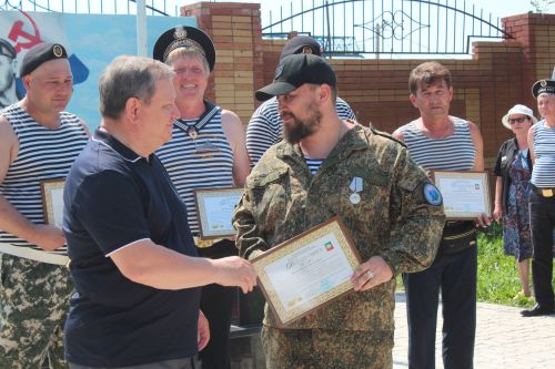 В Нурлате прошел митинг в честь Дня Военно-Морского Флота