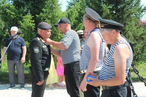 В Нурлате прошел митинг в честь Дня Военно-Морского Флота