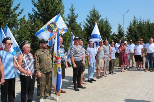 В Нурлате прошел митинг в честь Дня Военно-Морского Флота