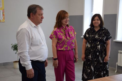 Уполномоченный по правам ребенка в РТ Светлана Захарова посетила Нурлатский район с рабочим визитом