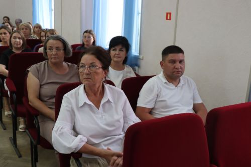 В Нурлате прошло заседание КДН с участием Уполномоченного по правам ребенка в РТ
