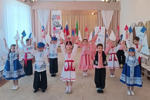 Флешмоб в честь родного языка прошел в детсаду «Елочка» в Нурлате
