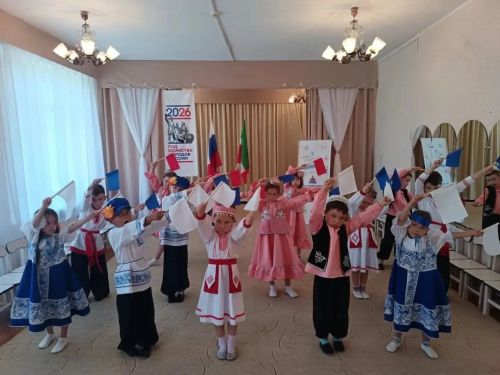 Флешмоб в честь родного языка прошел в детсаду «Елочка» в Нурлате