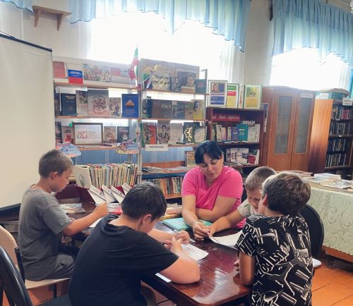 Библиотека в Нурлате стала центром притяжения для школьников на каникулах