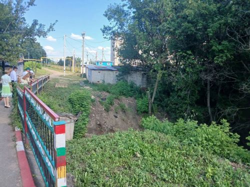 Дамир Ишкинеев проинспектировал благоустройство микрорайона Железнодорожников в Нурлате