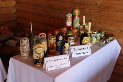 Рустам Минниханов посетил татарстанское подворье на Сабантуе в Мордовии