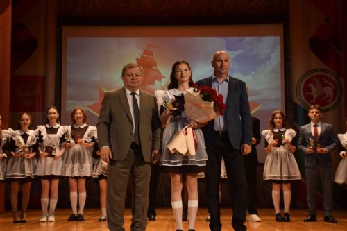 Нурлатта уку алдынгыларын хөрмәтләделәр