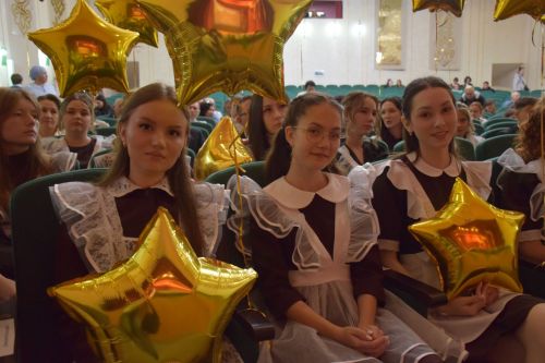 Нурлатта уку алдынгыларын хөрмәтләделәр