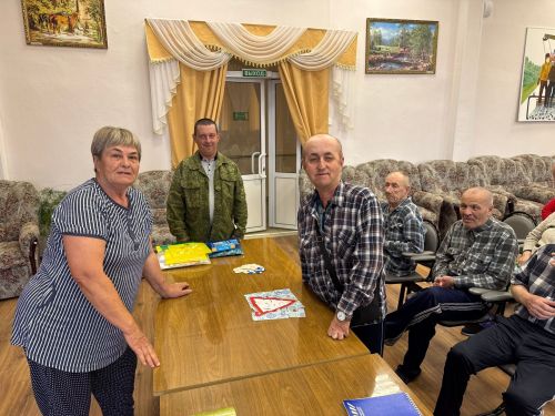 В доме-интернате Нурлата повторили правила дорожного движения