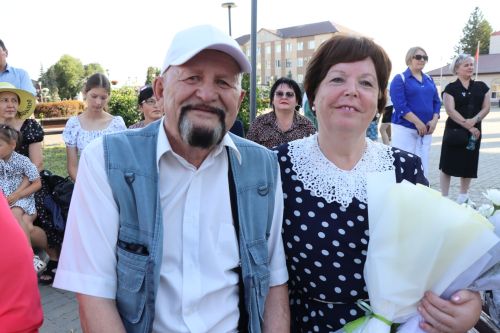 Любовь сквозь года: в Нурлате чествовали юбиляров семейной жизни (+ фоторепортаж)