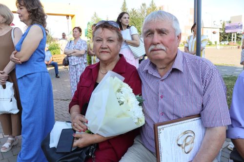 Любовь сквозь года: в Нурлате чествовали юбиляров семейной жизни (+ фоторепортаж)