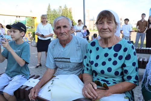 Любовь сквозь года: в Нурлате чествовали юбиляров семейной жизни (+ фоторепортаж)