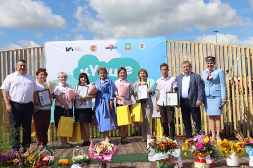 В Нурлате прошел праздник «Корни и крылья»
