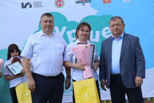 В Нурлате прошел праздник «Корни и крылья»