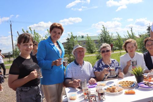 В Нурлате прошел праздник «Корни и крылья»