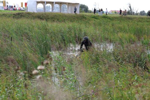 День флага в Нурлате отметили гонками по бездорожью в парке Кондурча