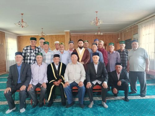 Руслан хазрат Фахрутдинов прочитал проповедь в селах Светлое Озеро и Новое Иглайкино