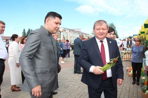 Августовская конференция в Нурлатском районе началась с большой выставки