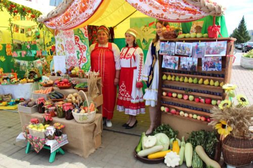 Августовская конференция в Нурлатском районе началась с большой выставки