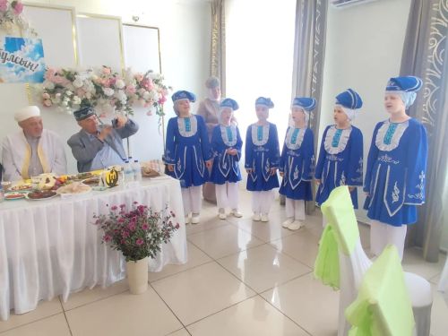 В Нурлате прошел праздник Мавлид ан-Наби с участием помощника Раиса РТ