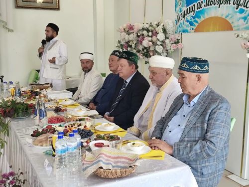 В Нурлате прошел праздник Мавлид ан-Наби с участием помощника Раиса РТ