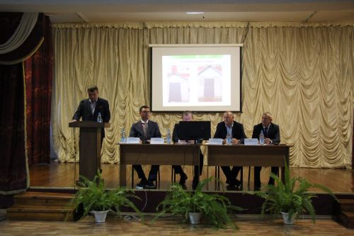 Безопасность подвалов и благоустройство: в Нурлате прошла встреча с жителями микрорайонов