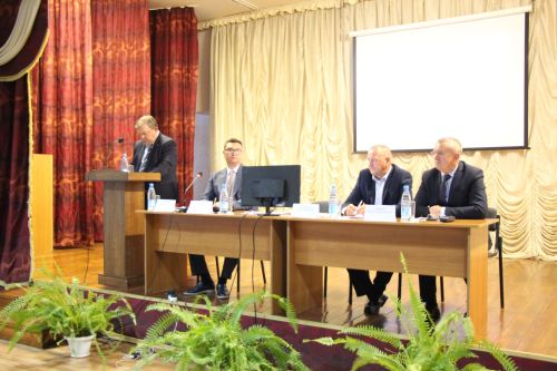 Безопасность подвалов и благоустройство: в Нурлате прошла встреча с жителями микрорайонов