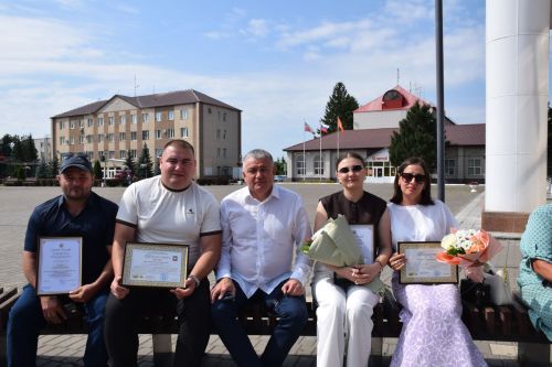 День строителя торжественно отметили в Нурлате