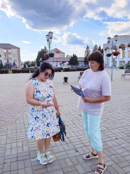 Библиотекари Нурлата вышли на улицы города со спортивной акцией