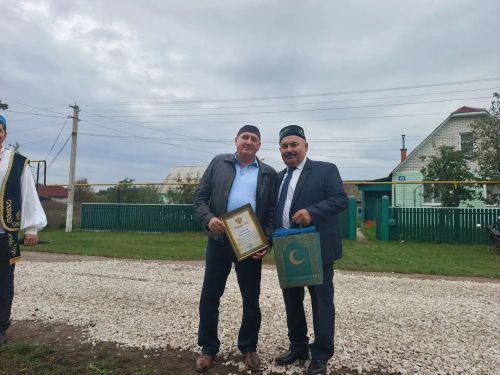 В селе Салдакаево открыли обновленный колодец «Роза эби коесы»