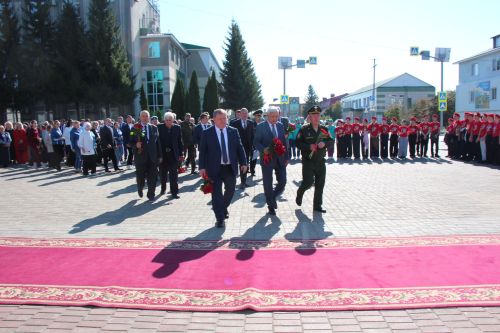 В Нурлате вручили ордена Мужества семьям погибших участников СВО