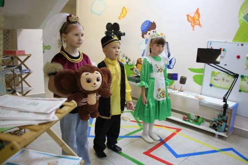 Участники заседания Совета Ассамблеи народов Татарстана посетили учреждения Нурлата